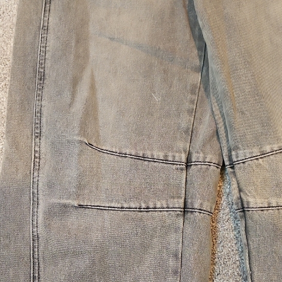 Classic Gray Cuffed Barrel Jeans - Picture 2 of 10